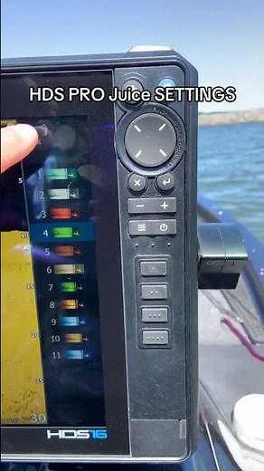Best Lowrance HDS 16 Pro Side Imaging Settings! #Lowrance #fishingtips #ihelppeoplecatchfish
