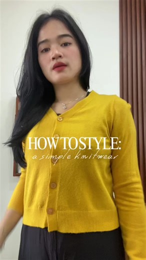 Stylish Yellow Cardigan Try-On for Women's Fashion