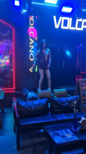 Ho Chi Minh City Nightlife | Dancing Girls & Saigon Vibes