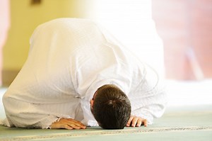 Hardships Faced by New Converts: Makkah Rejects Prophet Muhammad | About Islam
