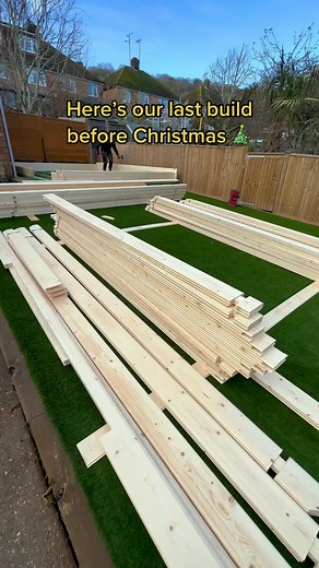 Building a Stunning 4x3 Metre Log Cabin for Your Garden