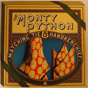 Monty Python - The Monty Python Matching Tie And Handkerchief