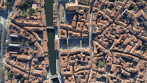 VIDEO. Le Tarn vu du ciel : Castres, "la petite Venise du Languedoc"