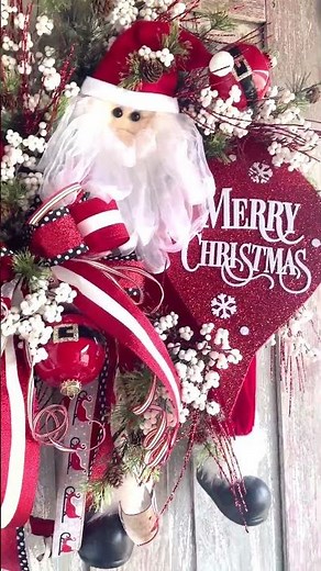 Timeless Santa Door Wreath Tutorial | Kelea’s Design School