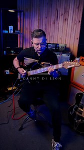 3.8K views · 69 reactions | Grabando en el estudio estos solos para un arreglo de renuevame  ¿Cuál les gustó más? ¿El solo 1 o ¿solo 2?  Si deseas cotizar una sesión dejame un mensaje #worship #session #sesion #grabacion #guitarra #worshipper #worshipmusic #renuevame #marcoswitt #gospel #jesus #guitar #guitarsolo #feed | Danny de León | Facebook