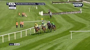 Oh .. 𝐊𝐨𝐩𝐞𝐤 𝐃𝐞𝐬 𝐁𝐨𝐫𝐝𝐞𝐬 only fourth behind stablemate 𝐈𝐫𝐚𝐧𝐜𝐲 in the KPMG Champion Novice Hurdle 🟢🟡🟢 | Racing TV