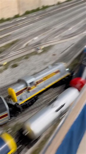 Faulty switch results in train collision 😢 #model #modeltrains #train #railway #foryou #fail #fyp