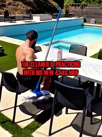 Part 115: 32KG MOP and 32KG BUCKET Shocks BodyBuilders in a GYM - Pretended to be a CLEANER #anatolyprank #gym #aura #edit #anatoly