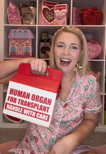 This purse has heart!! @Rad Girl Creations 🇨🇦 #organtransplant #noveltypurse #noveltypursecollection #unboxing