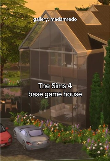 Building an Impressive House in The Sims 4
