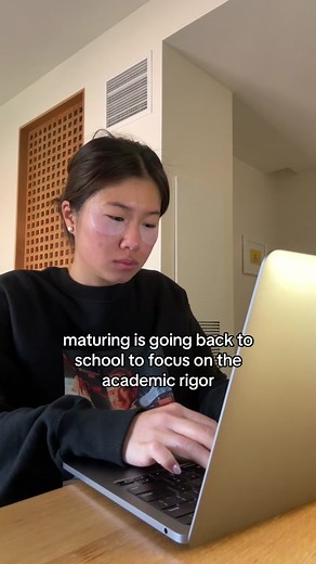 MBA Students' Academic Experience: GSB vs HBS