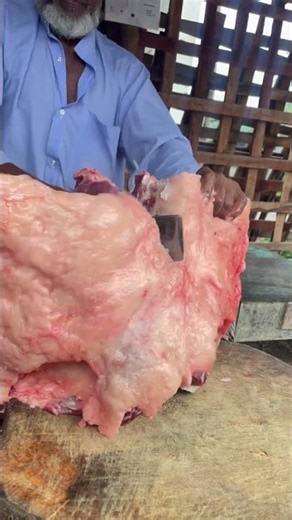 best sirloin beef cutting and silicing process #BeefCutting#Beef #MeatCutting#Butcher#Butchery