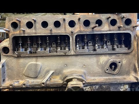 Dodge M37, T245-A engine valves and oil pan