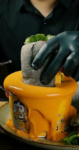 The BLACK RETRO Loop: You can't escape this flavor 🥪🖤#asmr #cooking #ramen#buldak #cheese #sandwich
