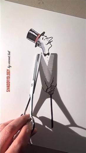 Yeh Jadoo Hai Ya Art? 😲 Shadow Art Glass Illusion Viral#ShadowArt#CreativeArt