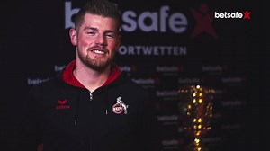 Wer wird #betsafe-Poker-Champion? Die #effzeh-Profis haben es in der Länderspielpause schon ausgespielt und jetzt seid ihr dran: Unter www.betsafe.com/de/pokerblack gibt es im April jeden Donnerstag FC-Freerolls und tolle Preise (u.a. VIP-Tickets und FC-Trikots) zu gewinnen. | 1. FC Köln