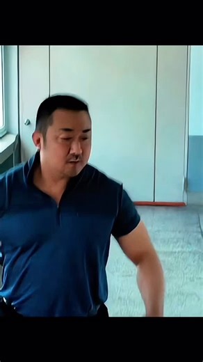 Retro Latino on Instagram: "The Villagers 🍿 [wf-zone.us] 2018 ‧ Acción/Suspenso ‧ 1h 39m"