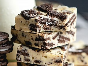 3-ingredient Oreo Fudge ( Easy Desserts Recipe )