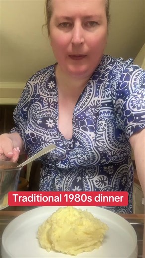 Traditional 1980s Dinner: Spuds, Beans & Eggs