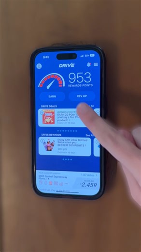Anyone else's New Year's resolution to save some money and use their MDR points throughout the year? Download the MDR app here: https://bit.ly/3KBxUHp #NewYearsResolution | Murphy USA