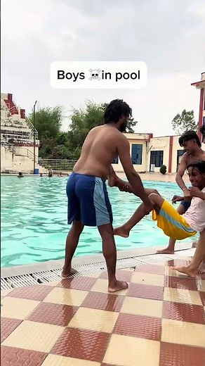 boys vs girls pool 😂🤣 #comedy #funny #fun #swimming