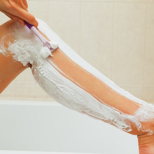 181K views · 66 reactions | How to sharpen your disposable razor-easy hair removal hack: | 3-Minute Hacks | Facebook