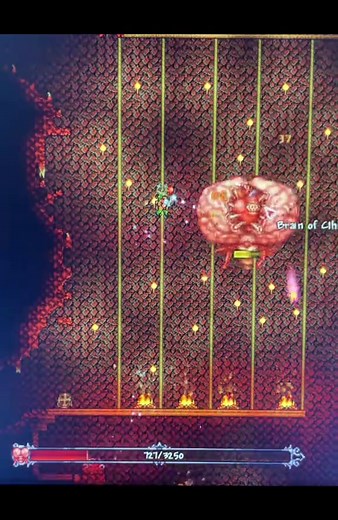 Brain of Cthulhu Fight Strategy in Terraria