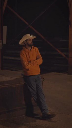 22 comments | Waiting on some songs to get cleared. Booked some shows this winter. Dropped this while we wait⏳ Whole thing in the bio鸞️ Prod by @kid_lennon Shot & Edited by @noah_janoe & @_off.the.rip New music otw❤️ | Hugh Glass | Facebook