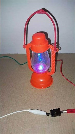 The Best DIY Science Project! How to Make a Multicolor Magic Lantern