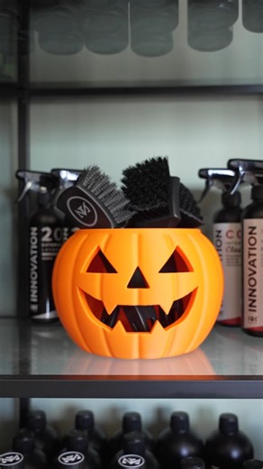 44K views · 207 reactions | Printing the Halloween pumpkin storage box~ 3D printer: K2 Huge thanks to @miguelrua.pt  Submit your Halloween-themed design to enter the contest: https://www.crealitycloud.com/contest/Halloween?tab=1&c=FNvCOwe #creality #crealityk2 #printyourtreat | Creality | Facebook