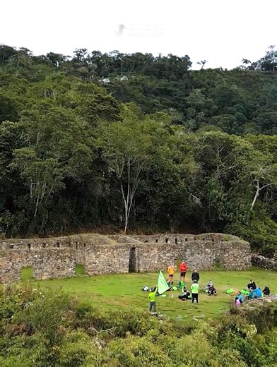 Two routes. Two adventures. ✨ The legendary Inca Trail, where every step echoes with history. The breathtaking Salkantay Trek, where nature leads the way. Both take you to Machu Picchu. With Alpaca Expeditions, whichever you choose, the experience is real. 🌿 🌄𝐓𝐡𝐞 𝐈𝐧𝐜𝐚 𝐓𝐫𝐚𝐢𝐥 𝟐𝟎𝟐𝟔 𝐣𝐨𝐮𝐫𝐧𝐞𝐲 𝐛𝐞𝐠𝐢𝐧𝐬 𝐭𝐨𝐝𝐚𝐲: 𝐚𝐥𝐭𝐡𝐨𝐮𝐠𝐡 𝐨𝐟𝐟𝐢𝐜𝐢𝐚𝐥 𝐩𝐞𝐫𝐦𝐢𝐭𝐬 𝐨𝐩𝐞𝐧 𝐭𝐡𝐞 𝐟𝐢𝐫𝐬𝐭 𝐰𝐞𝐞𝐤 𝐨𝐟 𝐎𝐜𝐭𝐨𝐛𝐞𝐫 𝟐𝟎𝟐𝟓, reservations are already available to secure yo