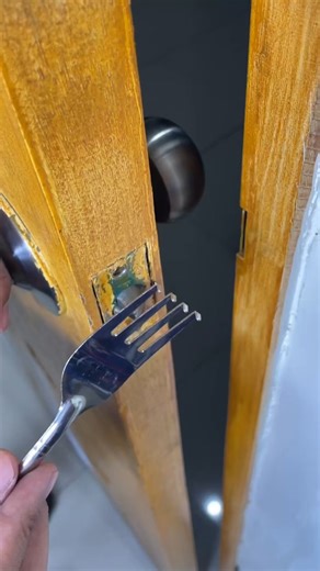 2K views | Emergency door lock using a fork! R.A. | The James Family | Facebook