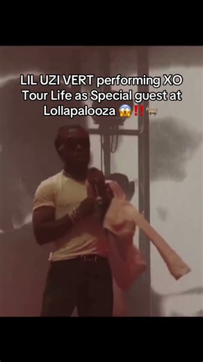 LIL UZI VERT performing XO Tour Life at Lollapalooza 😱‼️🐐#liluzi#liluzivert#lollapalooza