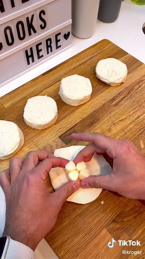 The Best Garlic Butter Cheese Bombs Recipe