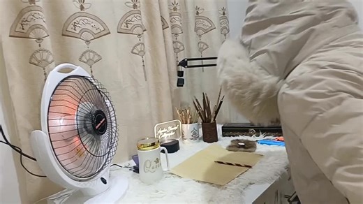 Mastering Arabic Calligraphy: Thuluth Script Practice