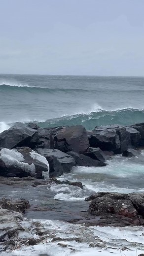 25K views · 649 reactions | Scenes of our Thanksgiving winter storm from around Cook County.  ❄️ Have a great safe and happy holiday weekend from all of us at WTIP! | WTIP North Shore Community Radio | Facebook