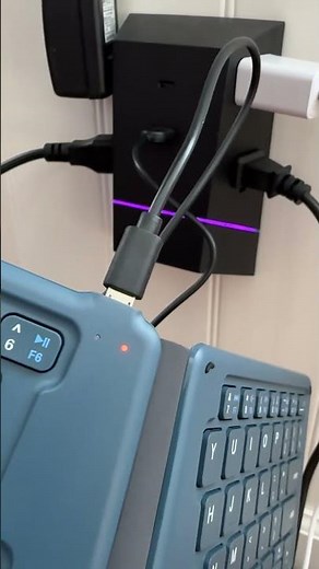 Antimicrobial Wireless Folding Keyboard by Targus