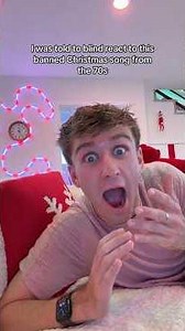 WHO MADE THIS CHRISTMAS SONG😭