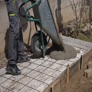 506K views · 2.4K reactions | Build An Outdoor Bird Aviary | DIY & Crafts | Facebook