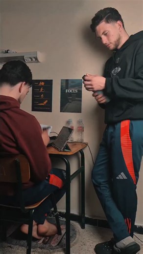 Naoufel Bkdm | medical student | ‎السر اللي يخلي الـ Time Boxing ينجح صح! ✅ ​إذا راك تحط ساعتين قراية وتفتح فيها تليفونك 20 مرة، راك تضيع في طاقتك برك. مخك يحتاج وقت باش...‎ | Instagram