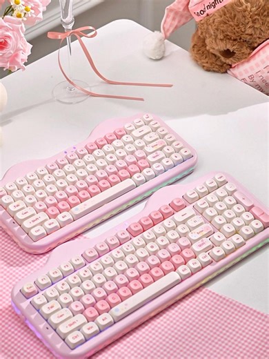 ⚡ YUNZII C75 vs YUNZII C98 — Find your perfect keyboard ⌨️ 🟣 YUNZII C75 ✨ 75% Layout | 84 Keys 🔋 5500mAh Battery 🎮 Perfect for compact setups & gaming 🧳 Portable design, easy to carry anywhere 🔵 YUNZII C98 ✨ 96% Layout | 99 Keys 🔋 10000mAh Battery 🔢 Built-in Numpad for fast number input 💼 Great for work & productivity Small and portable or powerful and productive? Which one would you pick — C75 or C98? 💜💙 #yunzii#yunziikeyboard#yunziic75#yunziiC98#keyboard#mechanicalkeyboard#aesthetics