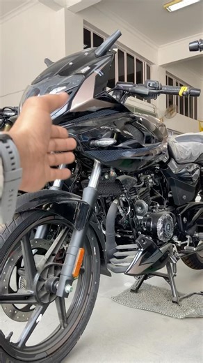 2026 Bajaj Pulsar 220F BS7 Wheel Cover #shorts #ytshorts