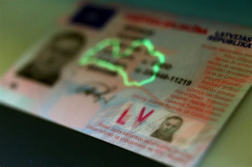 Laikus neatjaunojot autovadītāja apliecību, jākārto eksāmens