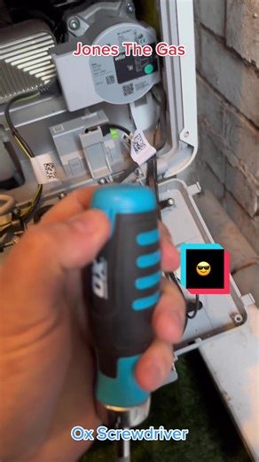 Ox Screwdriver Review: Top Multibit Tool for Ratcheting