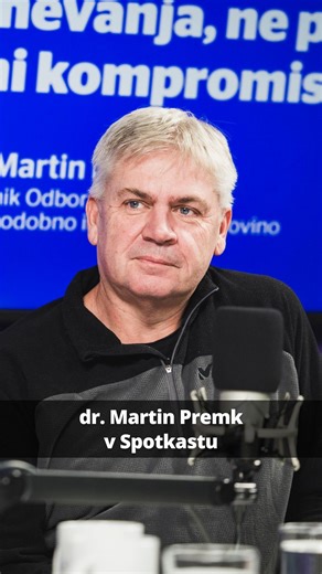 Siol.net Novice on Instagram: "Kaj se zgodi, ko zgodovinar stopi v politiko in odkrito pove, kako se pri nas uporablja zgodovina? Dr. Martin Premk v Spotkastu brez olepševanja razloži, zakaj ga ne preseneča, da se druga svetovna vojna znova pojavlja v političnih obračunih. Spregovori o času covida, o retoriki, ki jo je težko pozabiti, ter o dilemah, ki so ga spremljale, ko se je iz muzeja preselil v parlament. Dotakne se tudi tem, ki so pogosto občutljive: od povojnih grobišč do sprave, od zlora