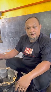 Sebuah toyota vios ncp42 masalah leaking pada gear box dan parts yang perlu ditukar #toyotavios #servis #repair #zlanauto | ZLAN AUTO