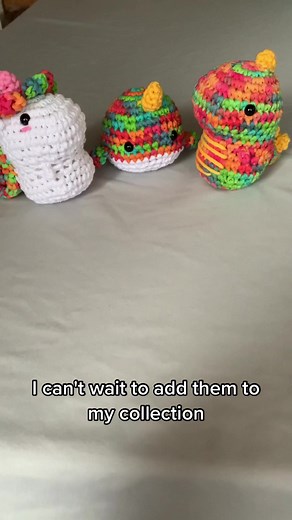 How many times can I say I love this rainbow yarn? Thank you @thewoobles for sending me these kits! #crochet #crochetersoftiktok #crochettok #thewoobles