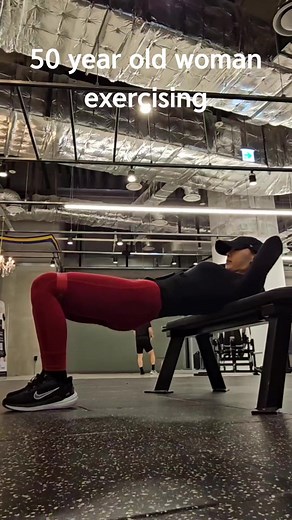 50 year old woman exercising #mimison #손미미