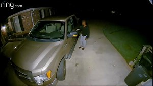 VEHICLE BREAK-INS: Decatur Police Department Alabama has released several surveillance videos and pictures showing people breaking into vehicles in southwest Decatur. Notice: the locked doors kept this vehicle safe. Find more videos & pics here: http://via.whnt.com/3VxNF | WHNT News 19