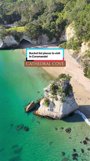 Bucket List Places You Need to Visit on the Coromandel Peninsula 🌊🌿✨ The Coromandel is raw, coastal, and deeply untouched — wild headlands, dense native forest, long gravel roads, and beaches that feel far away from everything. Here are the must-visit spots to build your Coromandel bucket list 👇🏽 🥾 Coromandel Coastal Walk One of the most scenic coastal routes in the region. ⛰️ The Pinnacles The iconic Coromandel summit hike. The track takes around 3–4 hours one way, climbing through dense n